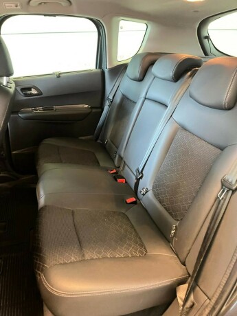 peugeot-3008-diesel-2016-big-30