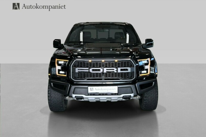 ford-f-serie-bensin-2018-big-2