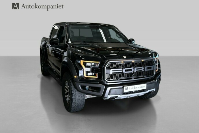 ford-f-serie-bensin-2018-big-0