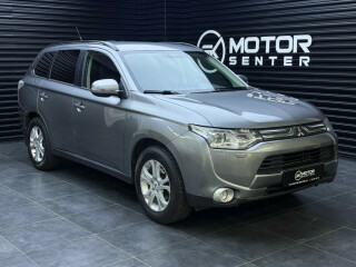 Mitsubishi | Outlander | Bensin | 2013
