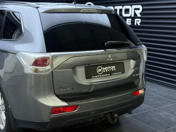 mitsubishi-outlander-bensin-2013-big-5
