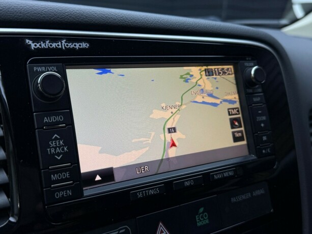 mitsubishi-outlander-bensin-2013-big-17