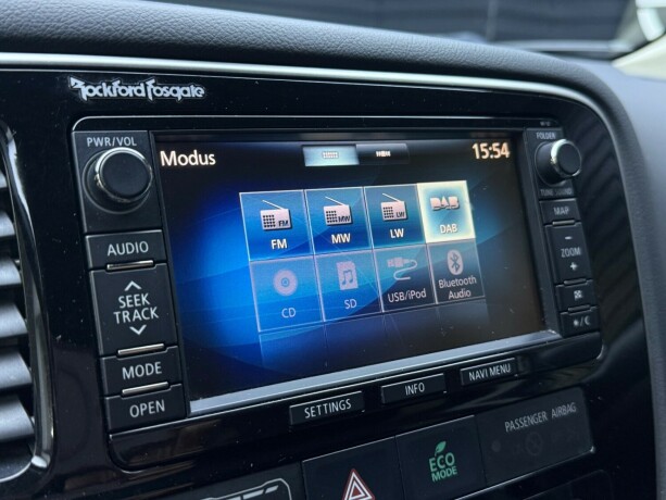 mitsubishi-outlander-bensin-2013-big-20
