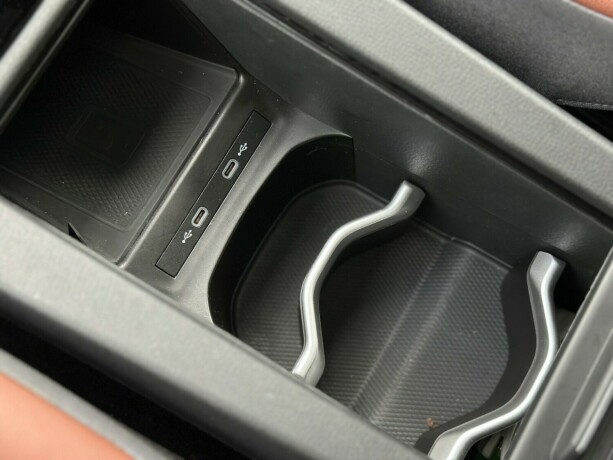 volkswagen-id4-elektrisitet-2021-big-24
