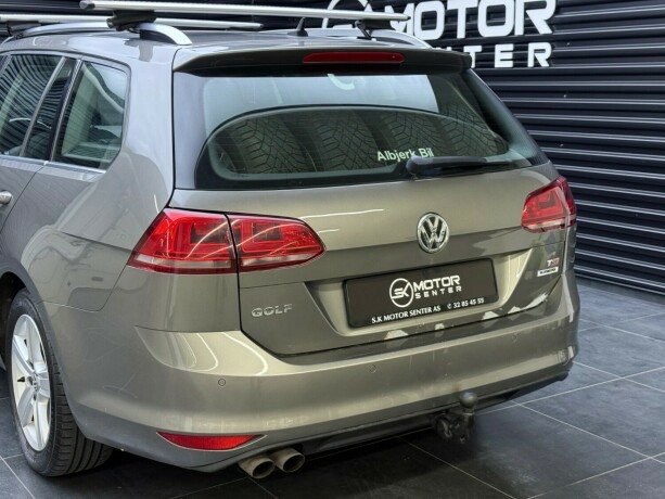 volkswagen-golf-bensin-2014-big-5