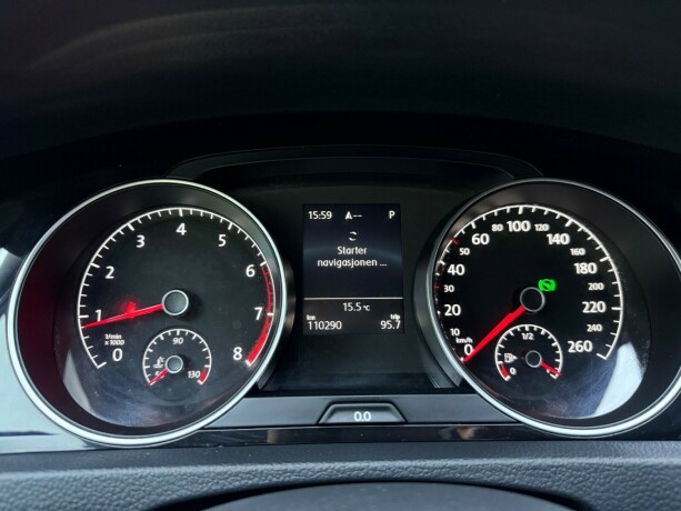 volkswagen-golf-bensin-2014-big-15