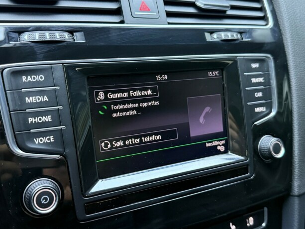 volkswagen-golf-bensin-2014-big-22