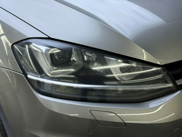 volkswagen-golf-bensin-2014-big-4