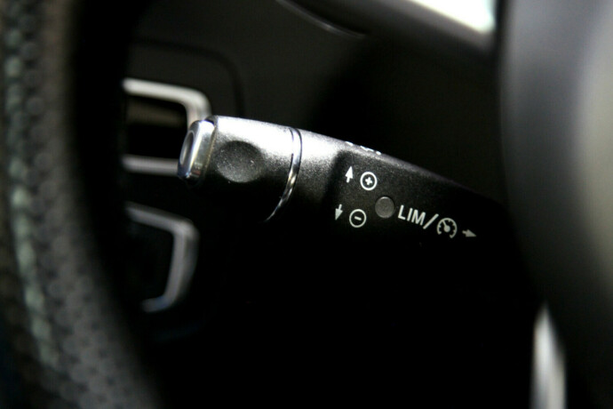 mercedes-benz-c-klasse-bensin-2015-big-16