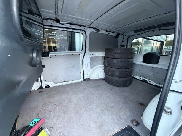 mercedes-benz-vito-diesel-2015-big-20