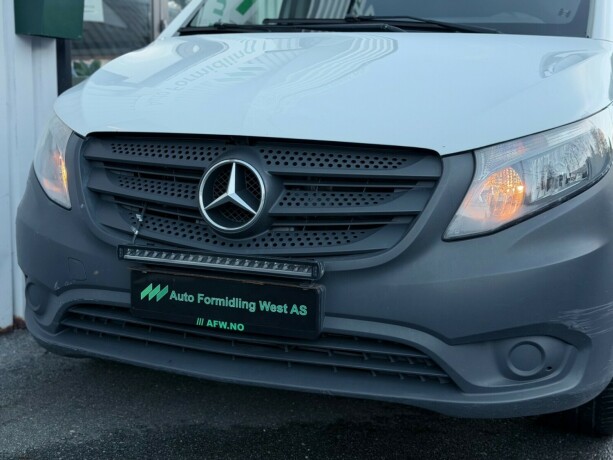 mercedes-benz-vito-diesel-2015-big-3