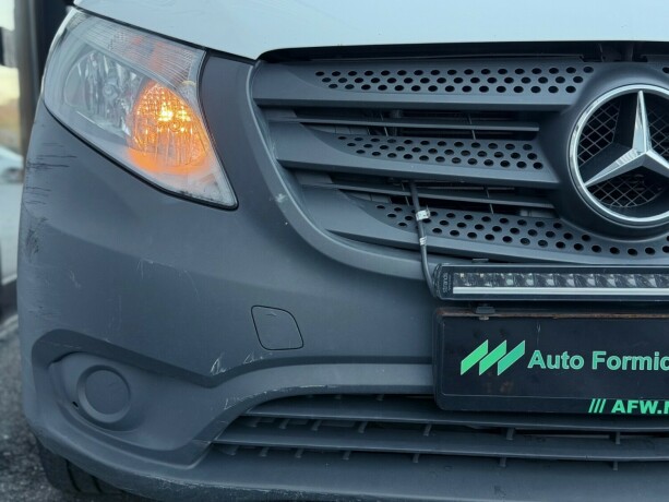 mercedes-benz-vito-diesel-2015-big-22