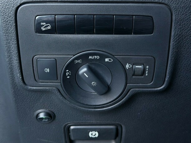 mercedes-benz-vito-diesel-2015-big-16