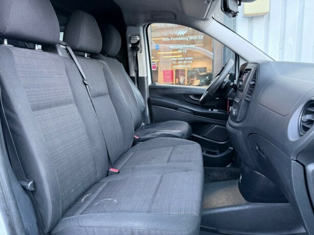 mercedes-benz-vito-diesel-2015-big-15