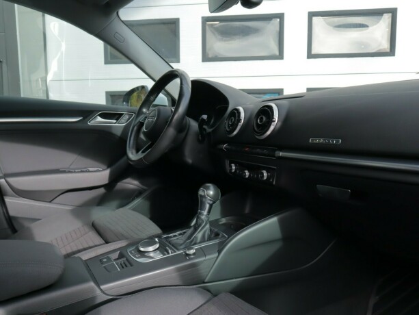 audi-a3-elektrisitetbensin-2017-big-10