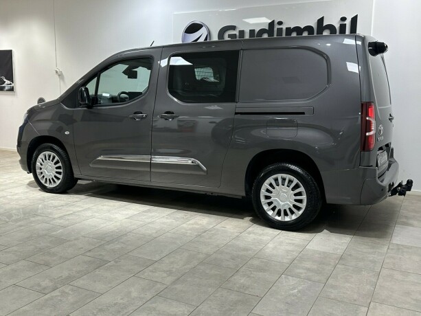 toyota-proace-city-diesel-2022-big-2