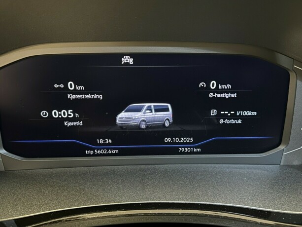 volkswagen-transporter-diesel-2022-big-13