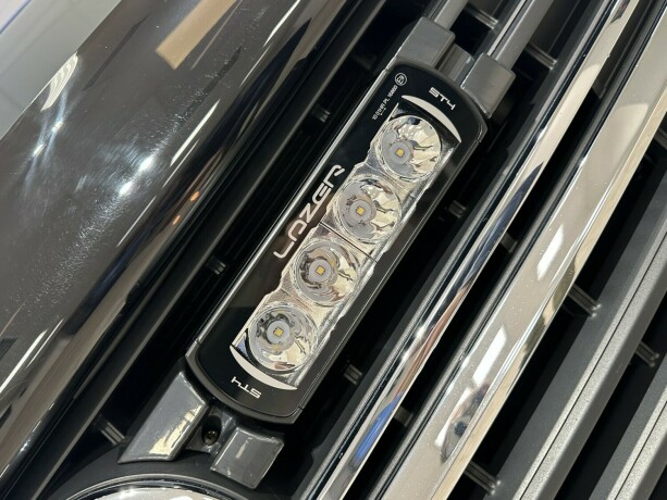 volkswagen-transporter-diesel-2022-big-32