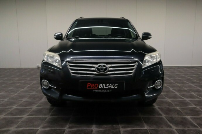 toyota-rav4-diesel-2013-big-9