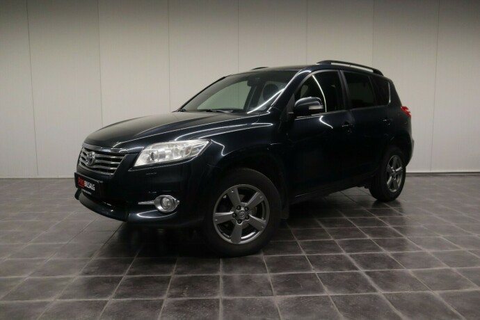 toyota-rav4-diesel-2013-big-0