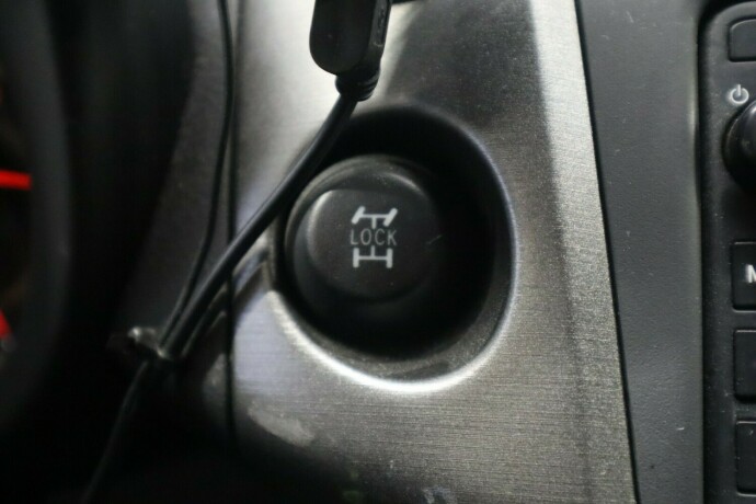 toyota-rav4-diesel-2013-big-20