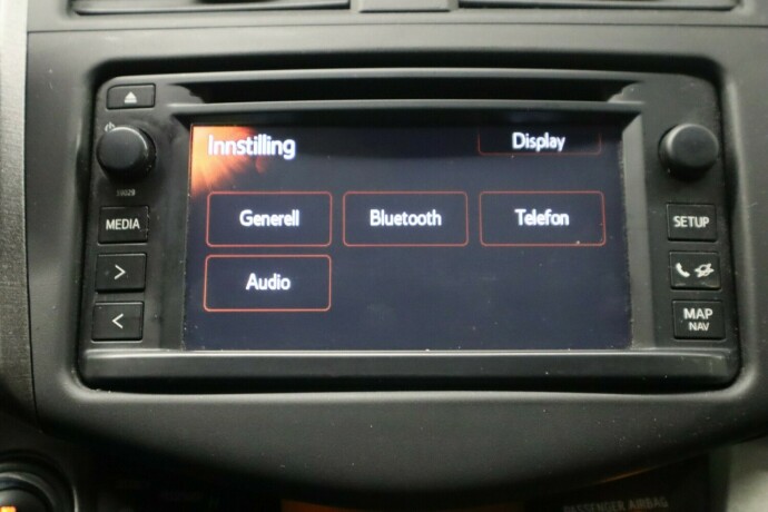 toyota-rav4-diesel-2013-big-24