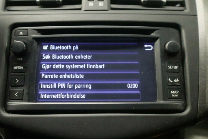 toyota-rav4-diesel-2013-big-25