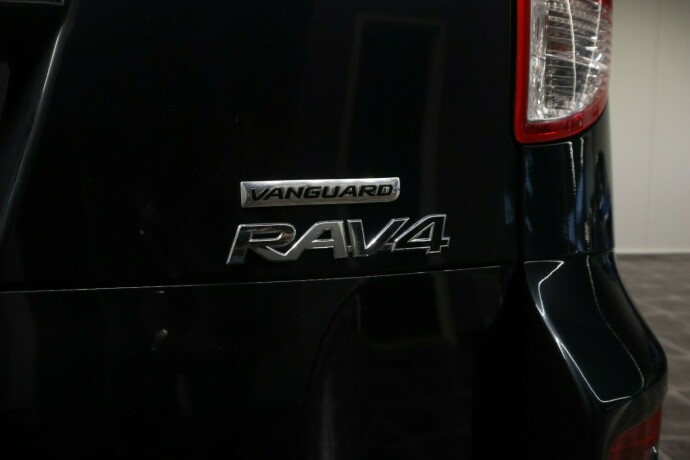 toyota-rav4-diesel-2013-big-11