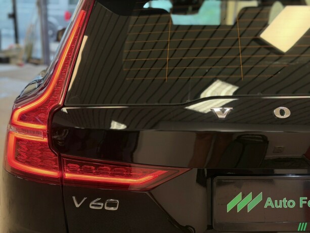 volvo-v60-elektrisitetbensin-2020-big-31
