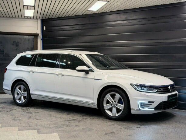 volkswagen-passat-elektrisitetbensin-2019-big-9