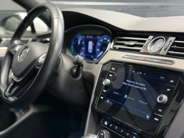 volkswagen-passat-elektrisitetbensin-2019-big-13