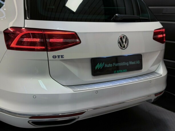 volkswagen-passat-elektrisitetbensin-2019-big-6