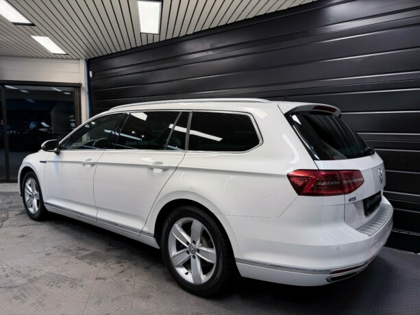 volkswagen-passat-elektrisitetbensin-2019-big-5