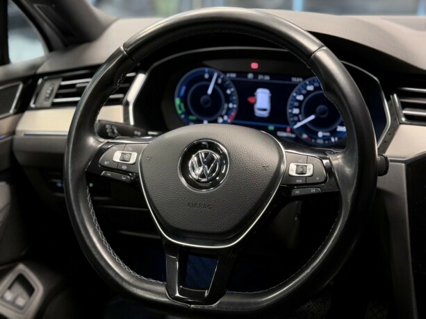 volkswagen-passat-elektrisitetbensin-2019-big-19