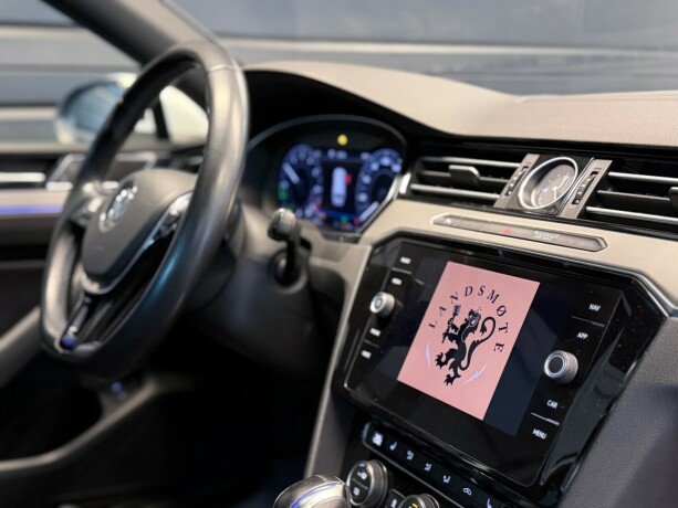 volkswagen-passat-elektrisitetbensin-2019-big-29