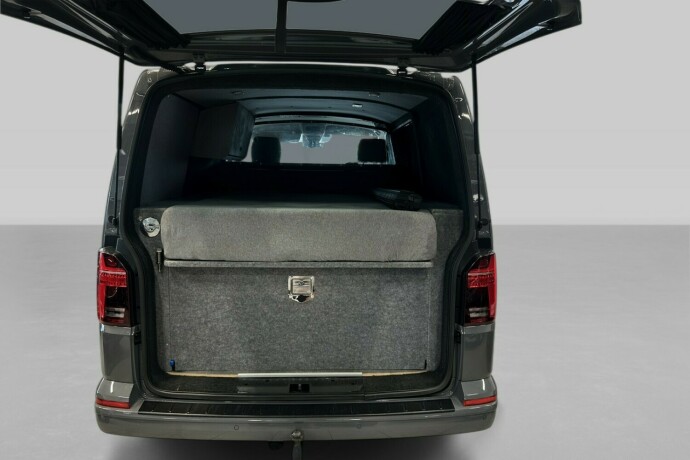 volkswagen-transporter-diesel-2020-big-13