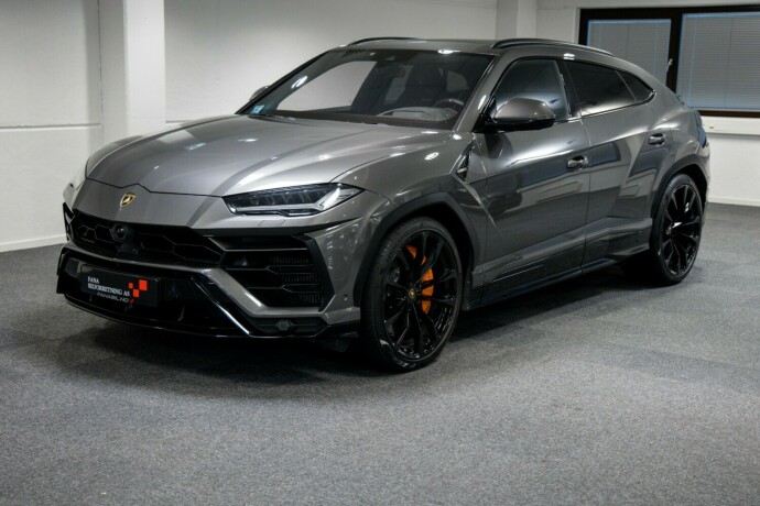 lamborghini-urus-bensin-2021-big-0