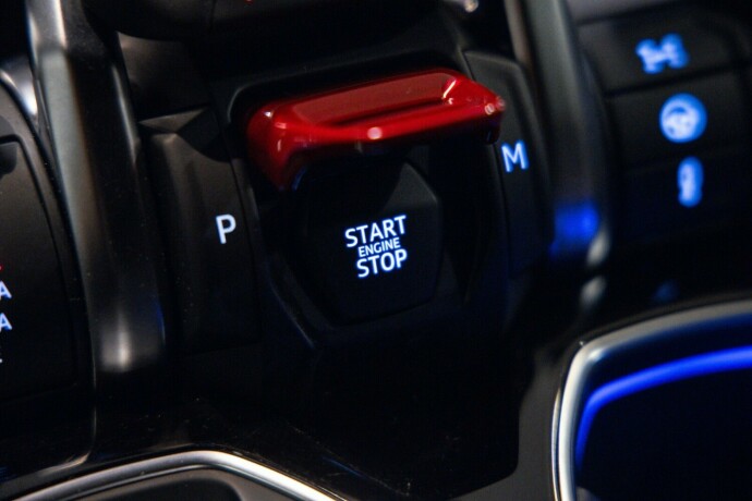 lamborghini-urus-bensin-2021-big-39