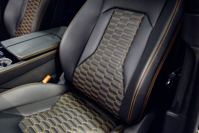 lamborghini-urus-bensin-2021-big-21