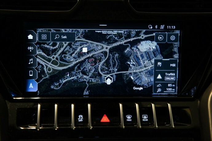 lamborghini-urus-bensin-2021-big-29