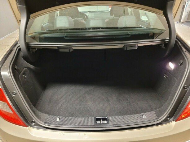 mercedes-benz-c-klasse-diesel-2011-big-19