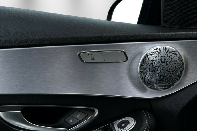 mercedes-benz-c-klasse-elektrisitetbensin-2020-big-28