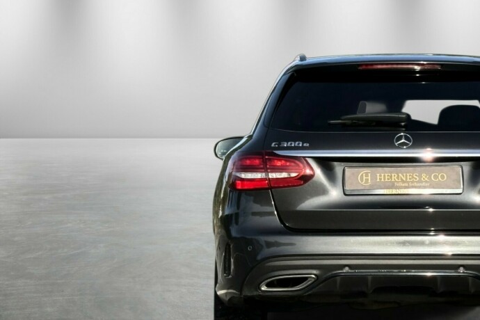mercedes-benz-c-klasse-elektrisitetbensin-2020-big-6
