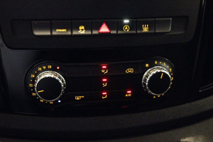 mercedes-benz-vito-diesel-2022-big-17