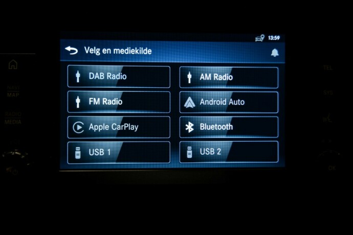 mercedes-benz-vito-diesel-2022-big-16