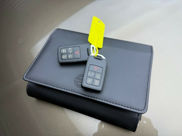 volvo-v70-diesel-2012-big-29