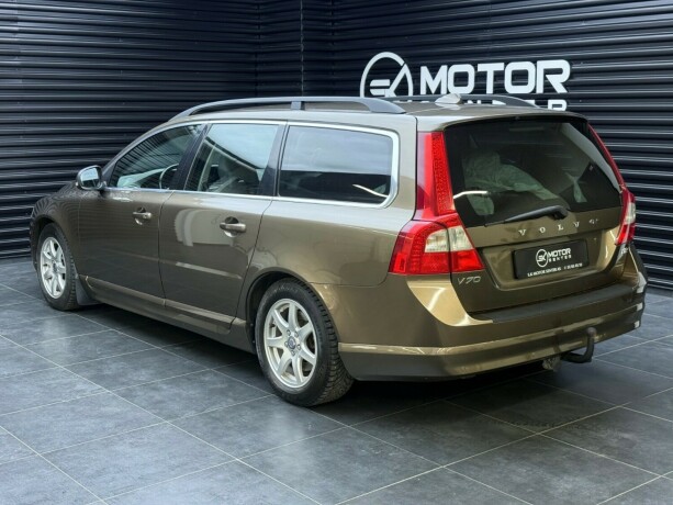 volvo-v70-diesel-2012-big-1