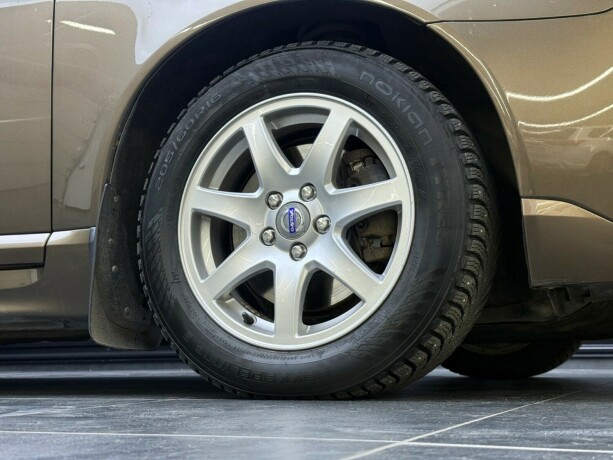 volvo-v70-diesel-2012-big-7