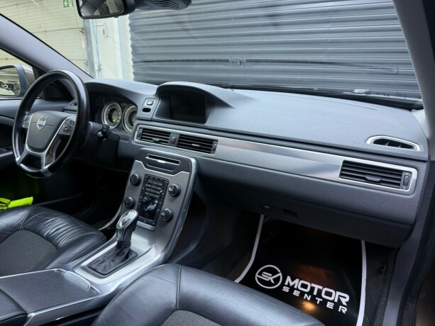 volvo-v70-diesel-2012-big-11