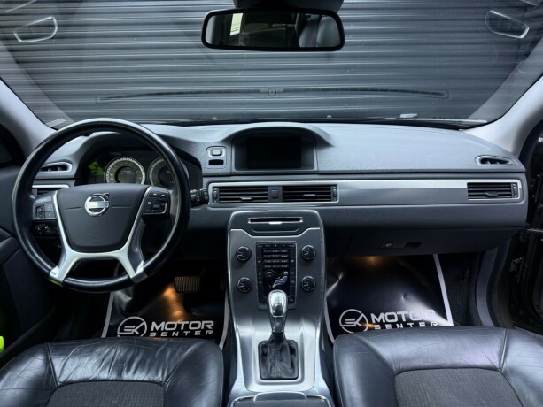 volvo-v70-diesel-2012-big-9